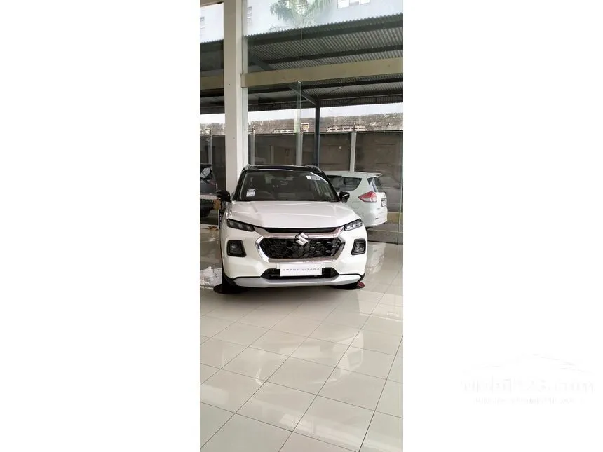 Jual Mobil Suzuki Grand Vitara 2024 MHEV GX Two Tone 1.5 di DKI Jakarta Automatic SUV Putih Rp 378.300.000
