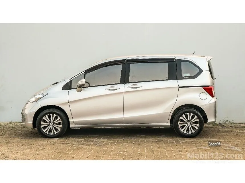 2013 Honda Freed S MPV