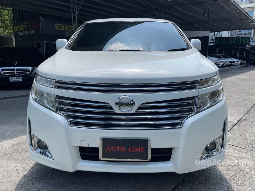 2011-nissan-elgrand-2-5-10-15-high-way-star-wagon-for-sale-on-one2car