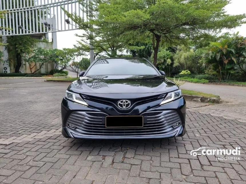 2019 Toyota Camry V Sedan