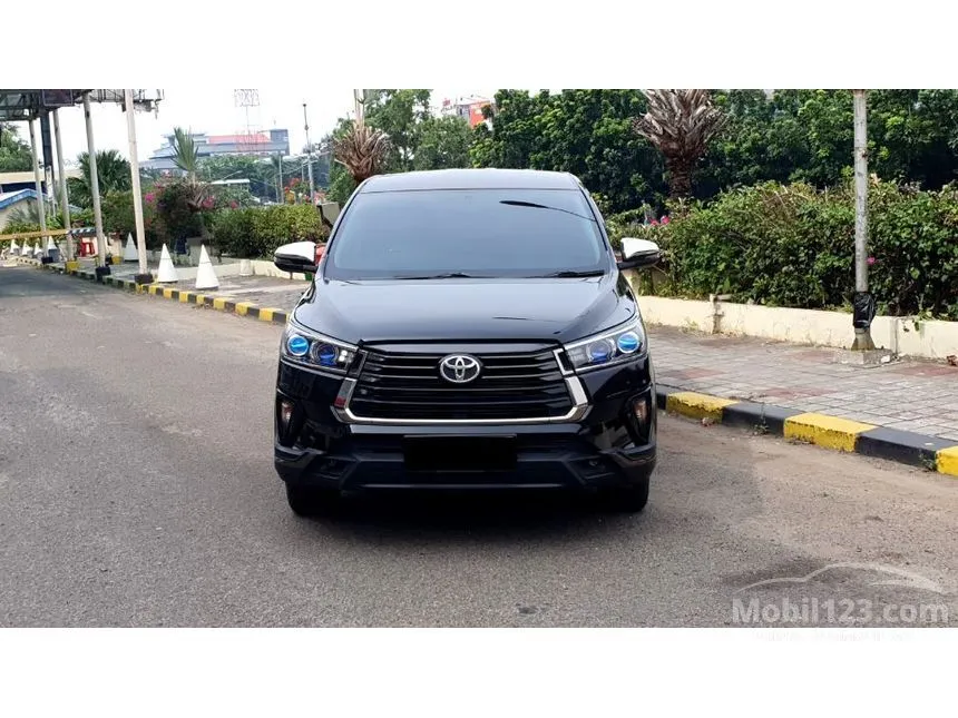 Jual Mobil Toyota Kijang Innova 2021 Venturer 2.4 di DKI Jakarta Automatic MPV Hitam Rp 449.000.000
