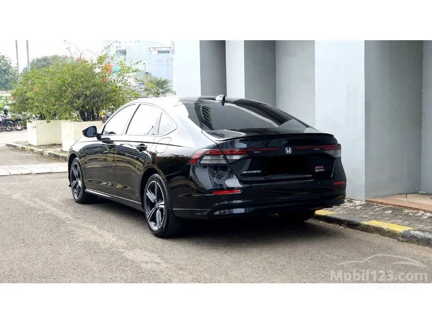 2024 Honda Accord RS e:HEV Sedan