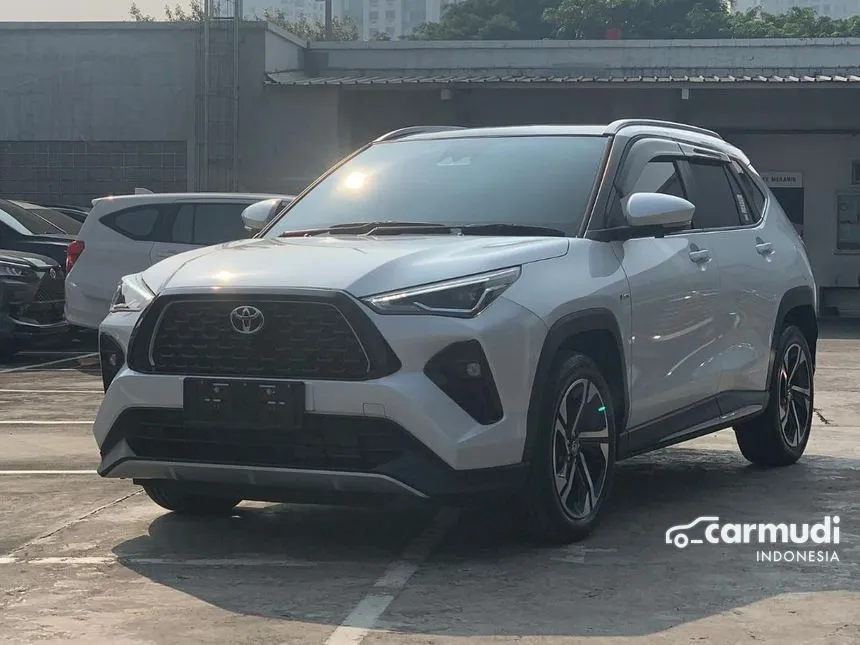 2023 Toyota Yaris Cross S Wagon