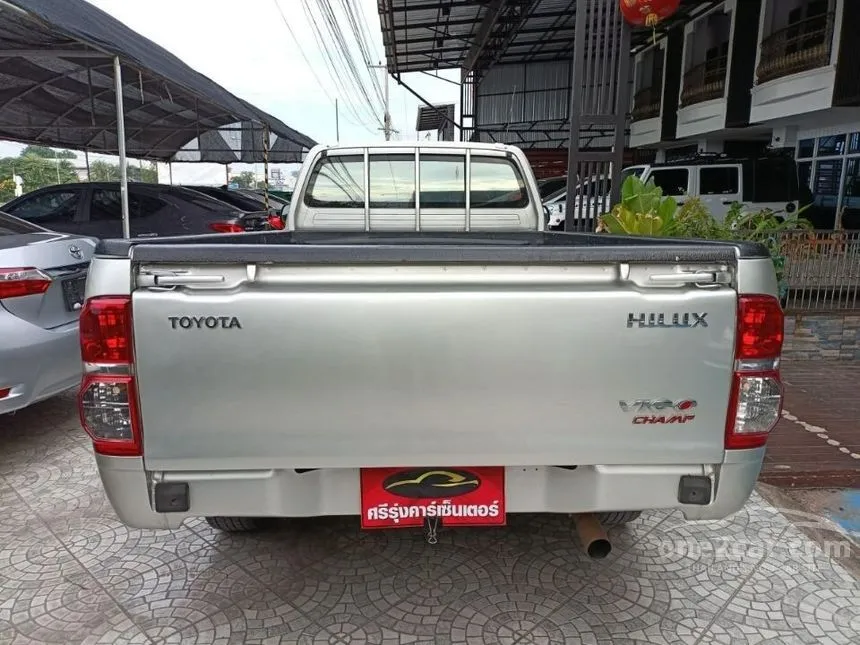 2014 Toyota Hilux Vigo J Pickup