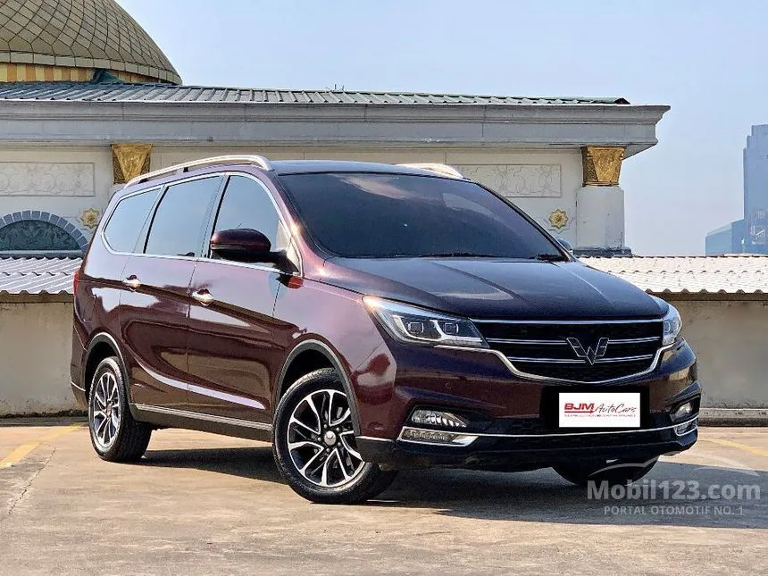 Jual Mobil Wuling Cortez 2018 L Lux+ 1.8 di DKI Jakarta Automatic Wagon Marun Rp 148.000.000