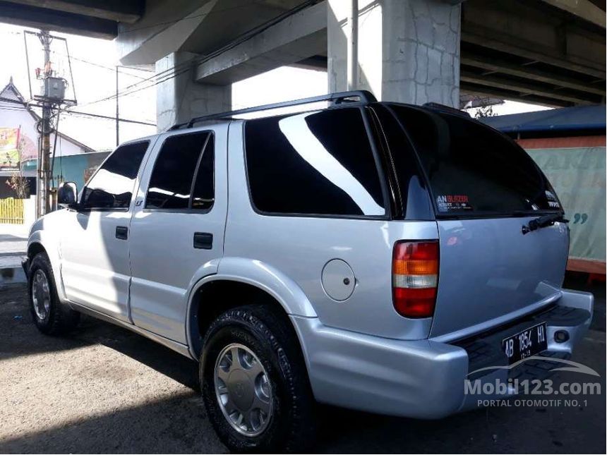 2002 Opel Blazer DOHC SUV