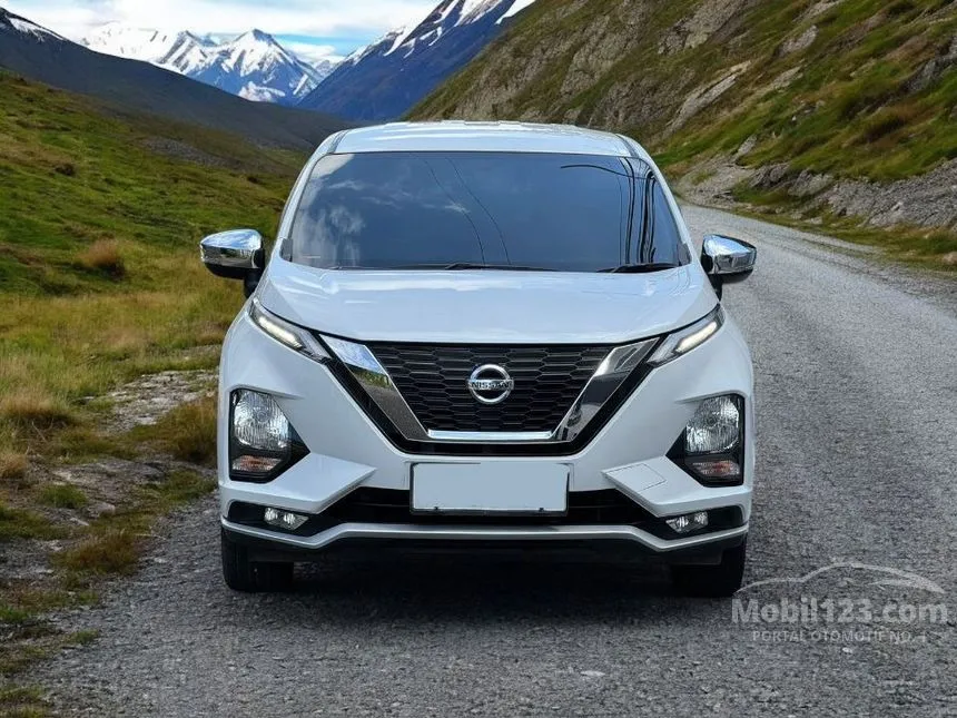 Jual Mobil Nissan Livina 2019 VL 1.5 di Jawa Timur Automatic MPV Putih Rp 200.000.000