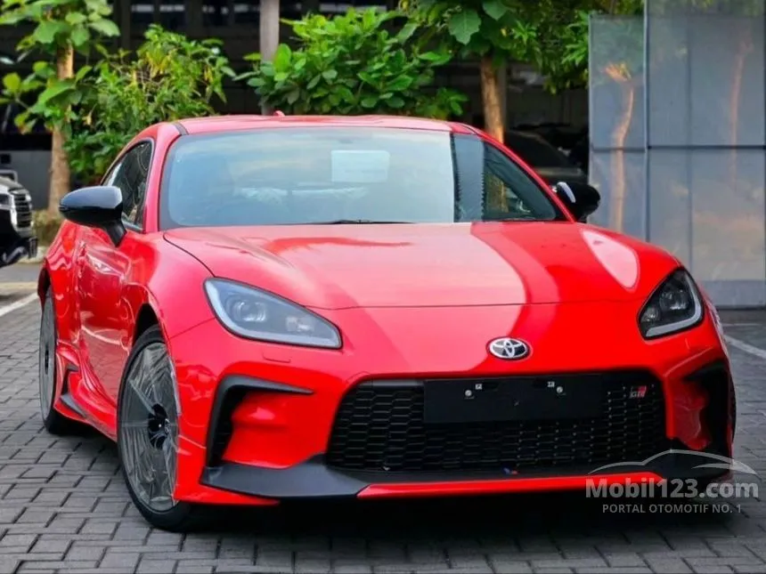 Jual Mobil Toyota GR 86 2024 2.4 di Jawa Timur Automatic Coupe Merah Rp 1.164.000.000