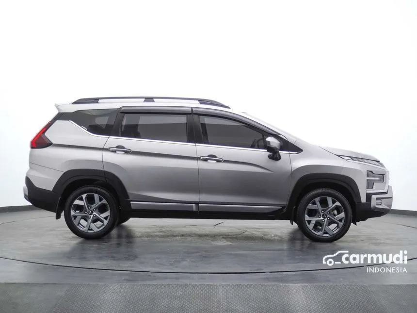 2023 Mitsubishi Xpander CROSS Premium Package Wagon