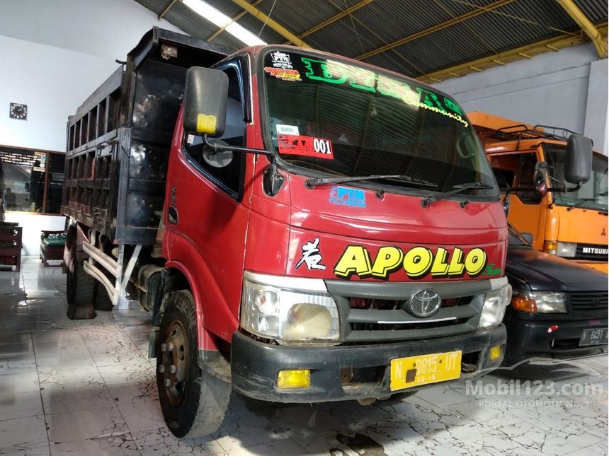 Toyota dyna 2014