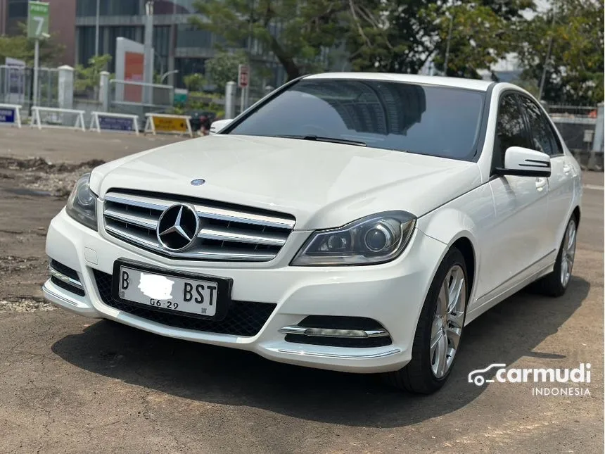 2014 Mercedes-Benz C200 CGI Sedan