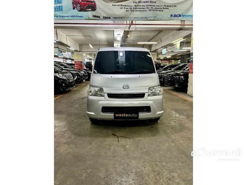 2015 Daihatsu Gran Max Mini Bus D PS Van