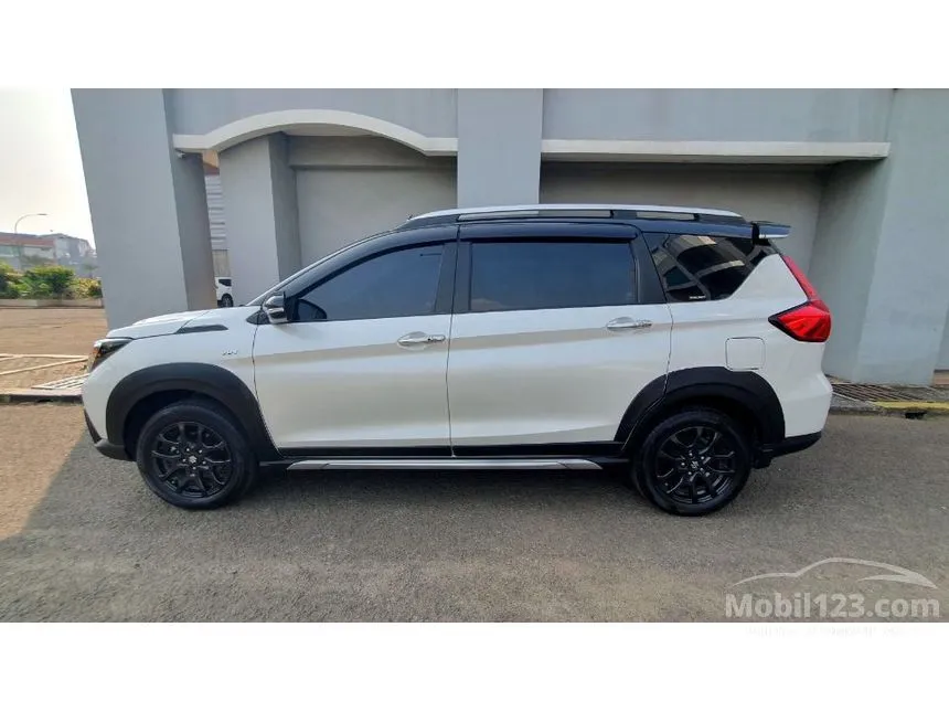 2024 Suzuki XL7 Alpha Hybrid SUV