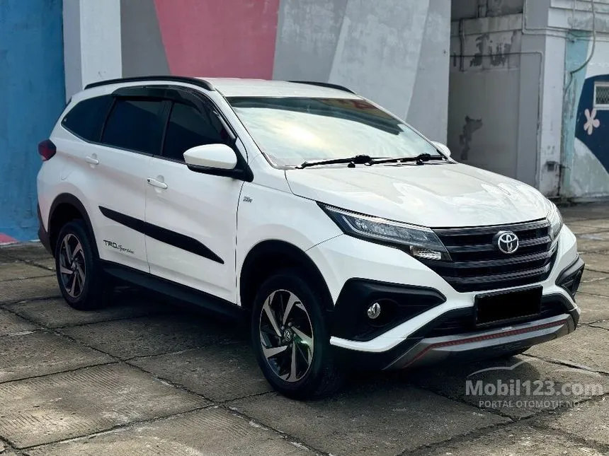 Jual Mobil Toyota Rush 2018 TRD Sportivo 1.5 di Banten Automatic SUV Putih Rp 195.000.000