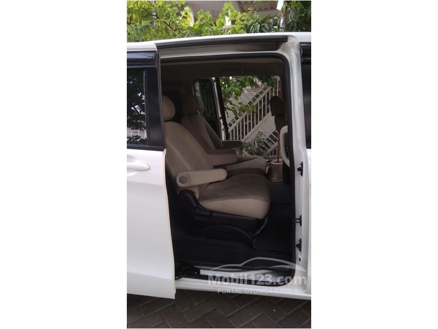 Jual Mobil Honda Freed 2013 E 1 5 di Jawa Timur Automatic Jual Mobil Honda Freed 2013 E 1 5 di Jawa Timur Automatic