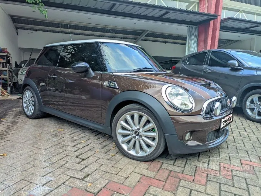 2011 MINI Cooper S Hatchback