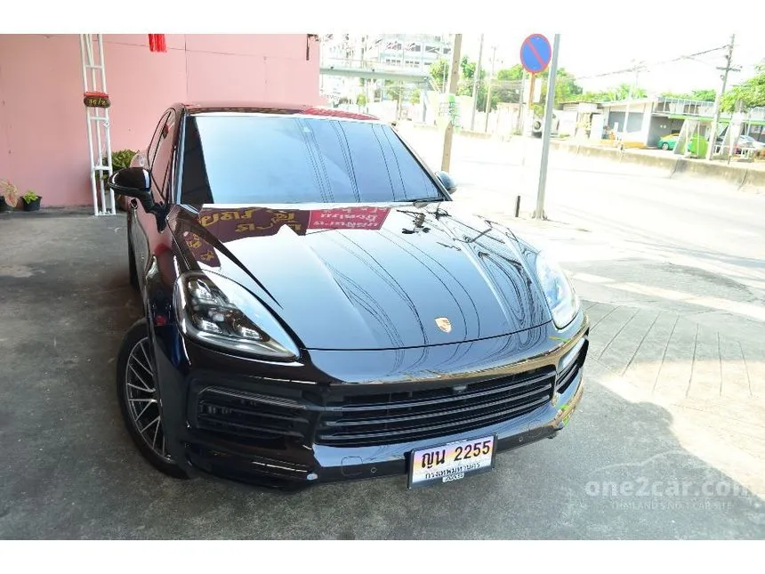 2022 Porsche CAYENNE E-Hybrid Coupe SUV