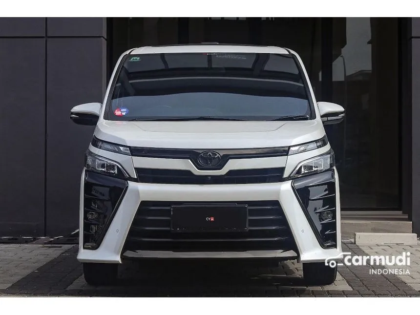2019 Toyota Voxy MPV