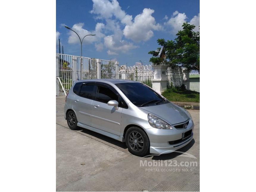 Jual Mobil  Honda Jazz  2005  VTEC  1 5 di Jawa Barat Manual 