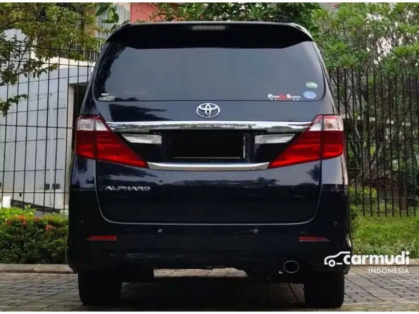 2013 Toyota Alphard SC MPV