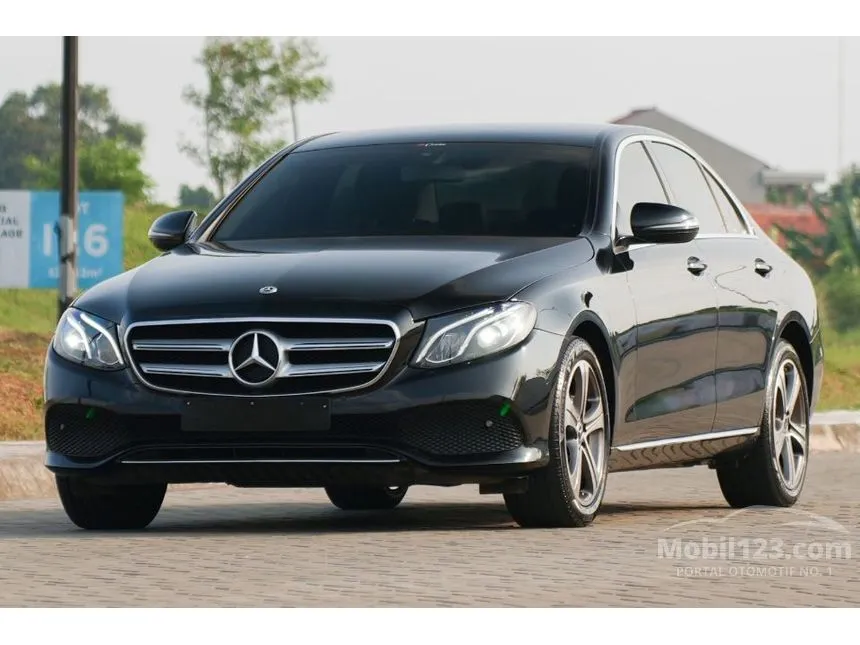 2018 Mercedes-Benz E200 Avantgarde Sedan