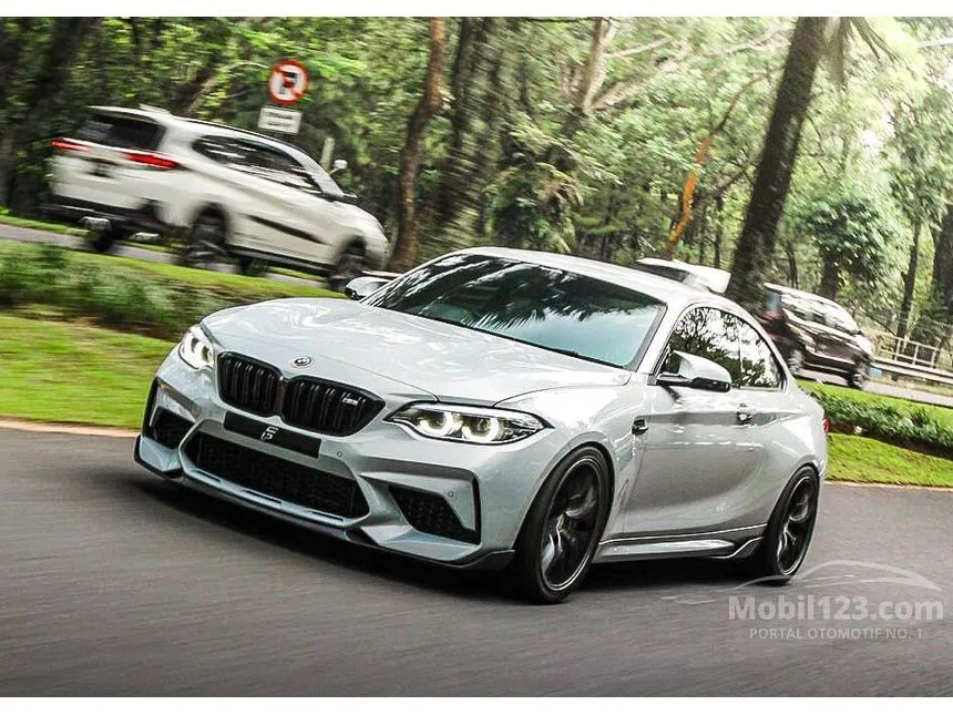 Jual Mobil BMW M2 2019 Competition 3.0 di Jawa Barat Automatic Coupe Silver Rp 1.185.000.000