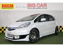 2013 Honda Jazz 1.3 (ปี 08-14) Hybrid Hatchback AT