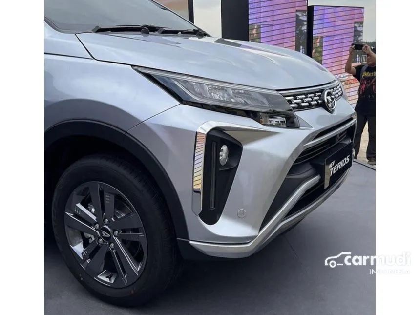 Jual Mobil Daihatsu Terios 2024 X ADS 1.5 di DKI Jakarta Automatic SUV Silver Rp 245.000.000