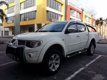 2012 Mitsubishi Triton 2.5 VGT Pickup Truck