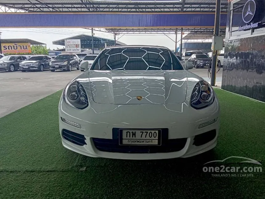 2015 Porsche PANAMERA S E-Hybrid Sedan