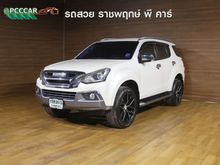2018 Isuzu MU-X 3.0 (ปี 13-17) The ICONIC SUV 68000 km 0 down payment interest 2.79 per year