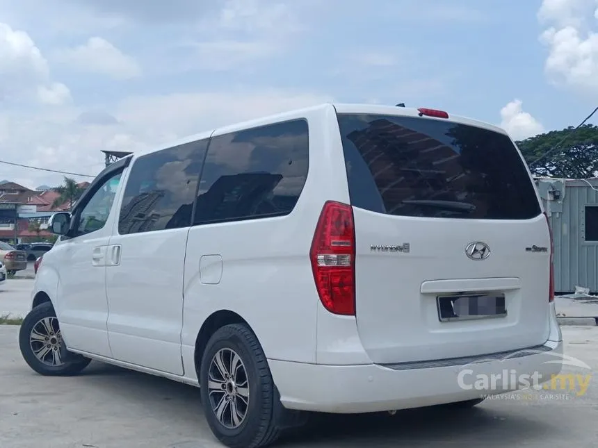 2019 Hyundai Grand Starex Executive MPV