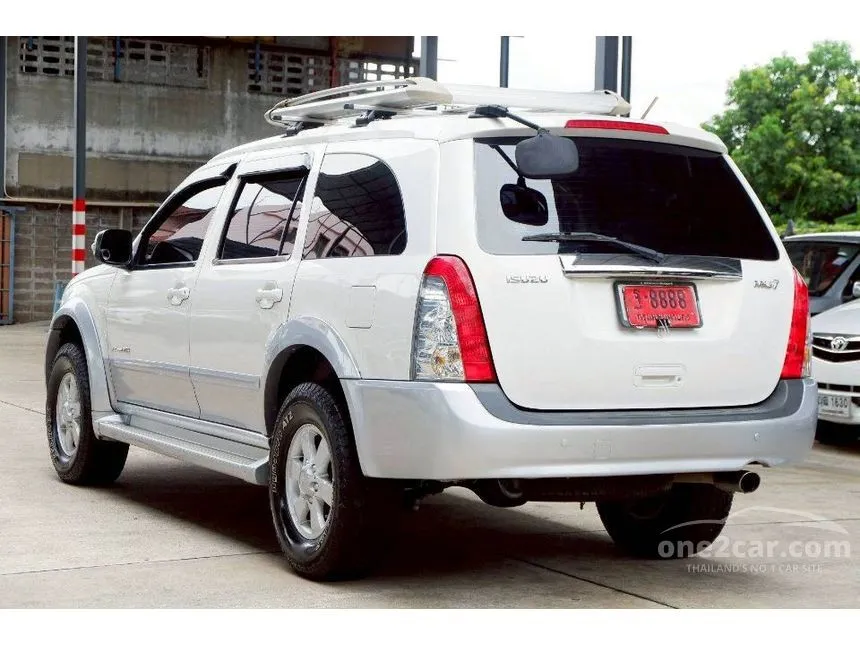 2006 Isuzu MU-7 SUV