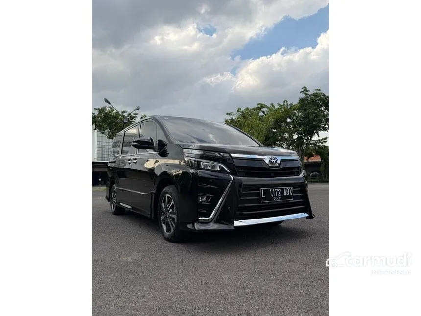 2018 Toyota Voxy MPV