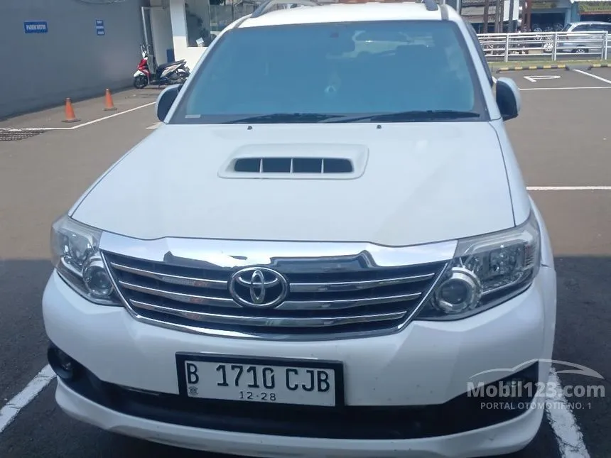 Jual Mobil Toyota Fortuner 2013 G 2.5 di Banten Manual SUV Putih Rp 230.000.000