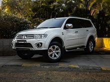 Pajero Sport Dakar 4x2 AT 2014 Putih (Genap)
