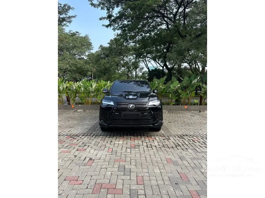 2023 Lexus LX 600 SUV