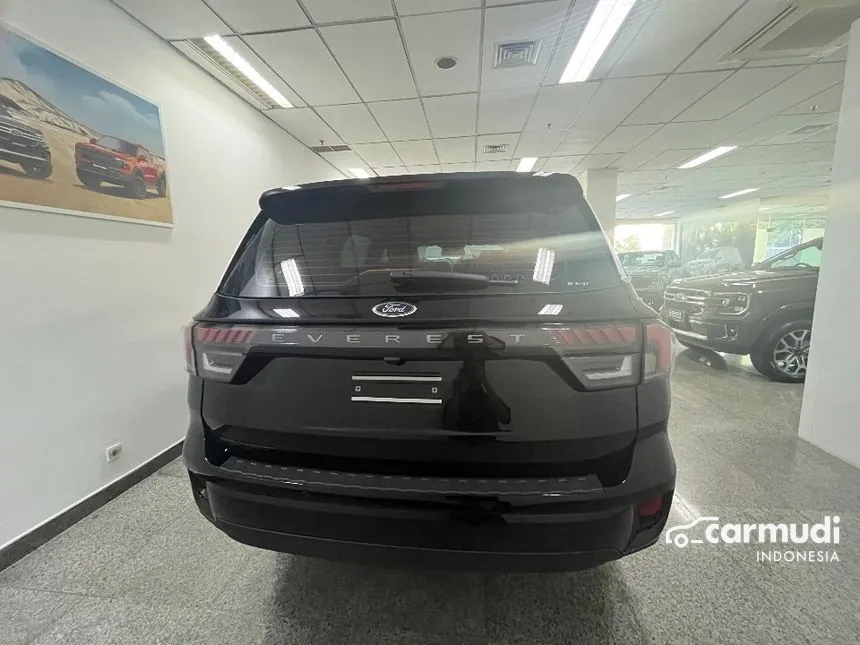 2025 Ford Everest Titanium SUV