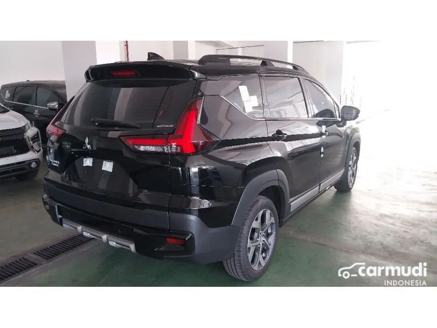 2024 Mitsubishi Xpander CROSS Premium Package Wagon