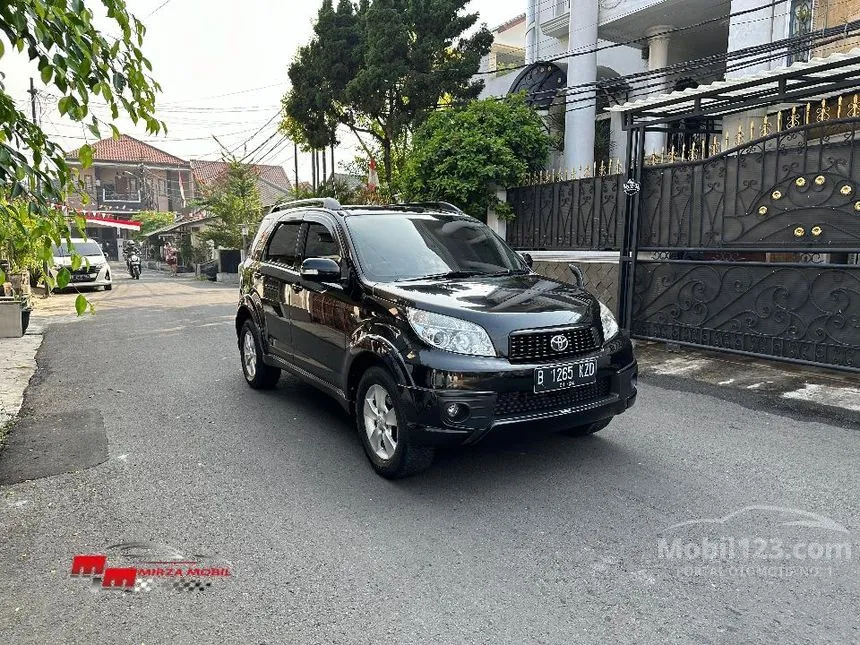 Jual Mobil Toyota Rush 2013 S 1.5 di Jawa Barat Automatic SUV Hitam Rp 135.000.000