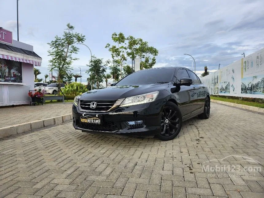 Jual Mobil Honda Accord 2013 VTi