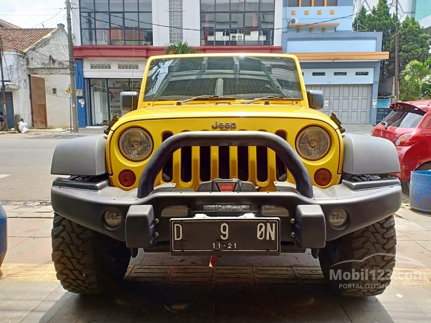 Jual Mobil  Jeep  Wrangler  2009 Rubicon  3 8 di Jawa Barat 