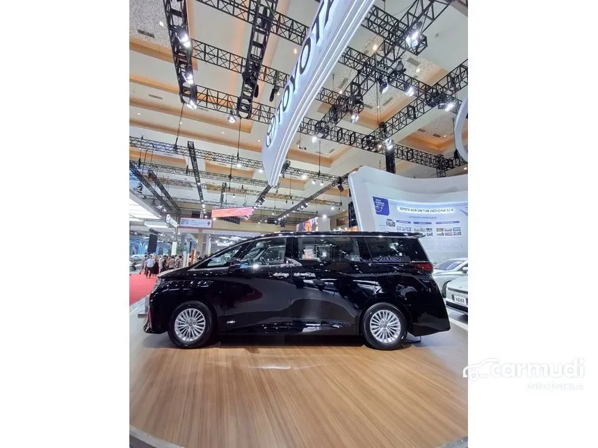 2026 Toyota Alphard XE HEV (Non Premium Color) MPV