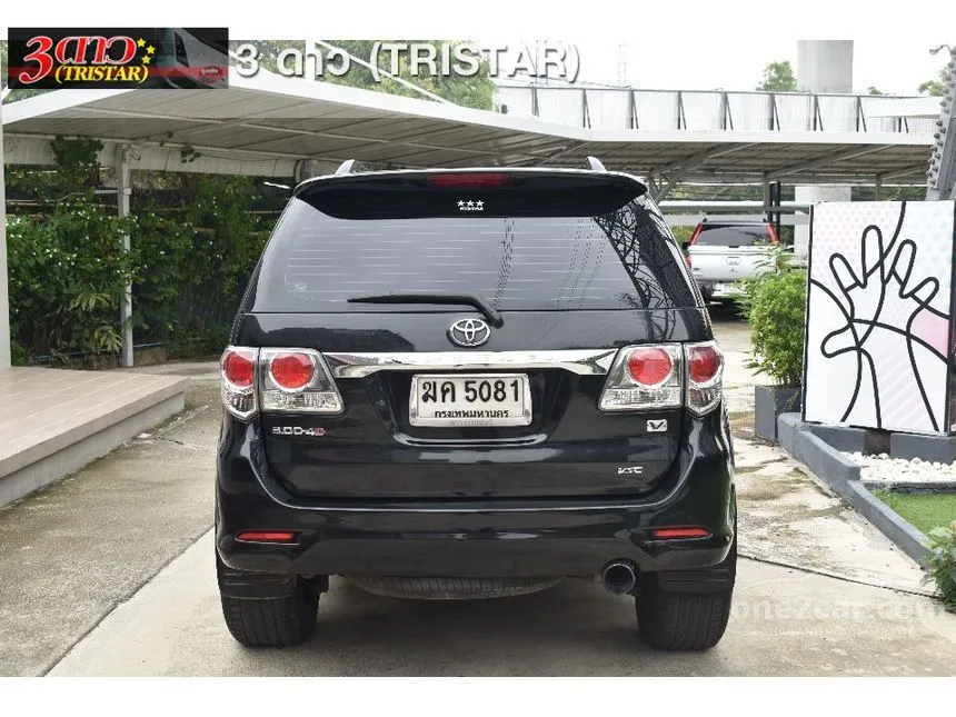 2013 Toyota FORTUNER V SUV