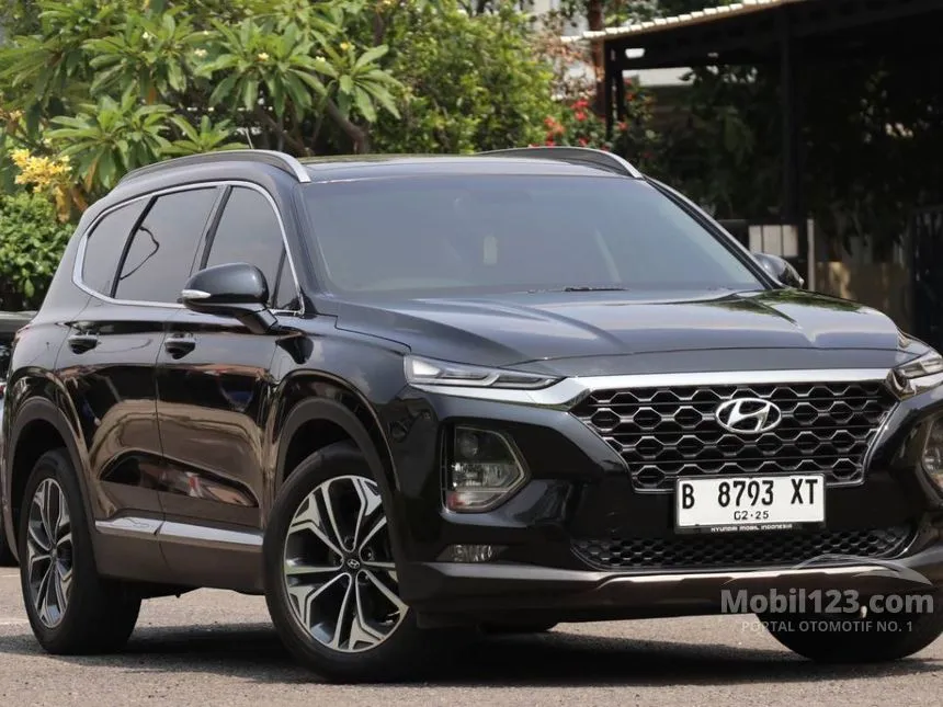 Jual Mobil Hyundai Santa Fe 2019 CRDi GRAND 2.2 di DKI Jakarta Automatic SUV Hitam Rp 400.000.000