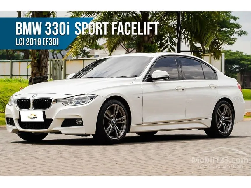 Jual Mobil BMW 330i 2018 M Sport 2.0 di Banten Automatic Sedan Putih Rp 499.000.000
