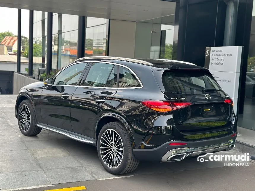 2025 Mercedes-Benz GLC300 AMG Line 4MATIC SUV