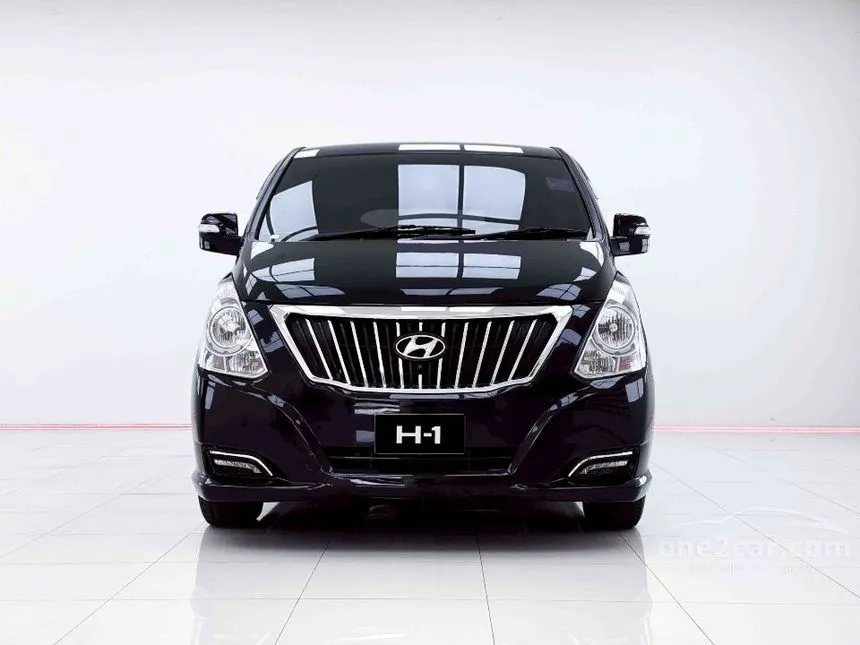 2017 Hyundai H-1 Deluxe Van