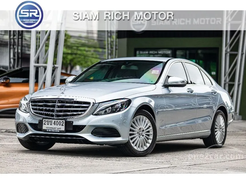 2014 Mercedes-Benz C180 Sedan