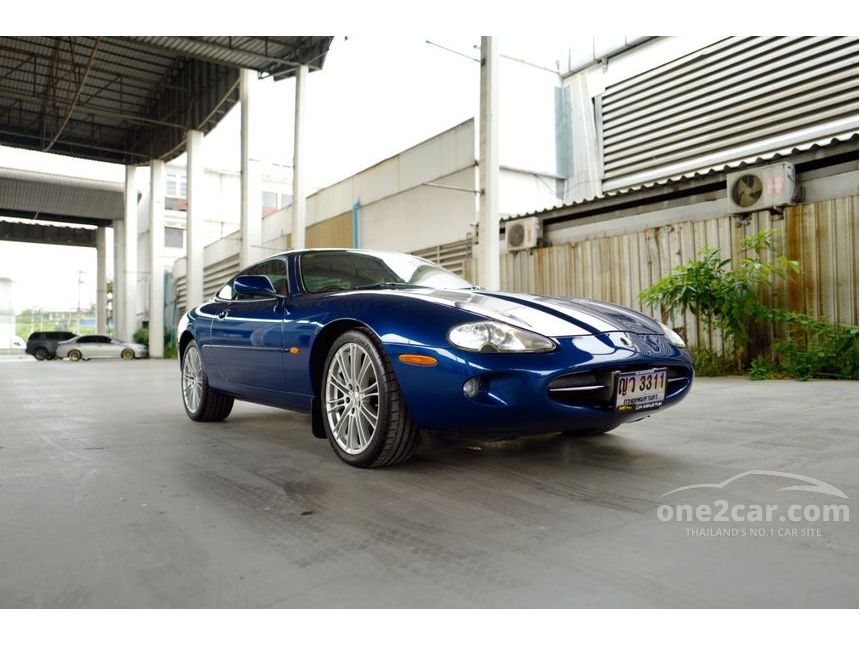 2004 Jaguar XK8 Coupe